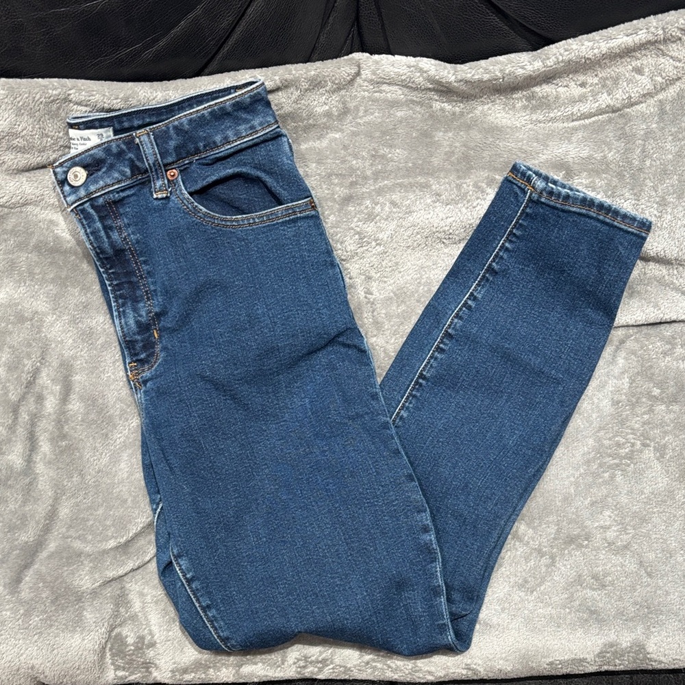 Abercrombie & Fitch Super Skinny Ankle High Rise Jeans